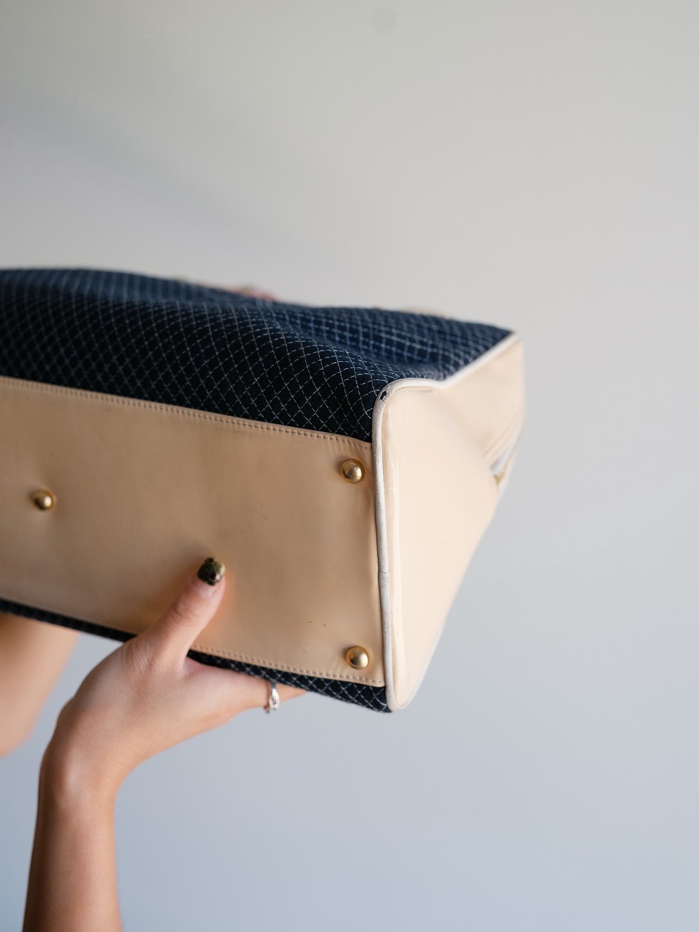 Chanel bowling bag - Picture 6 of 11